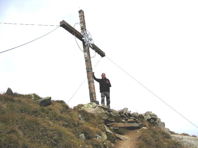 Gipfelkreuz Grieskogel.JPG
